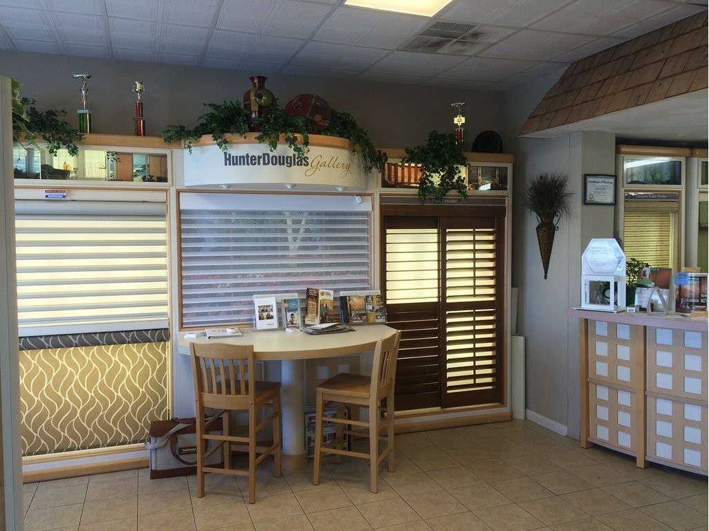 Hunter Douglas Dealer Image